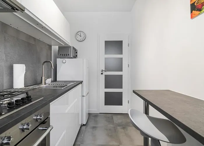 Four Lions - Billberry