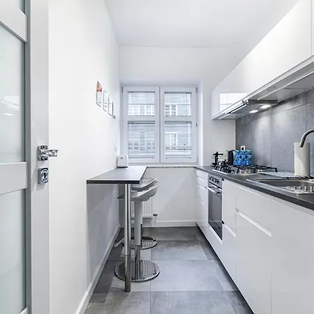 Four Lions - Billberry Apartment