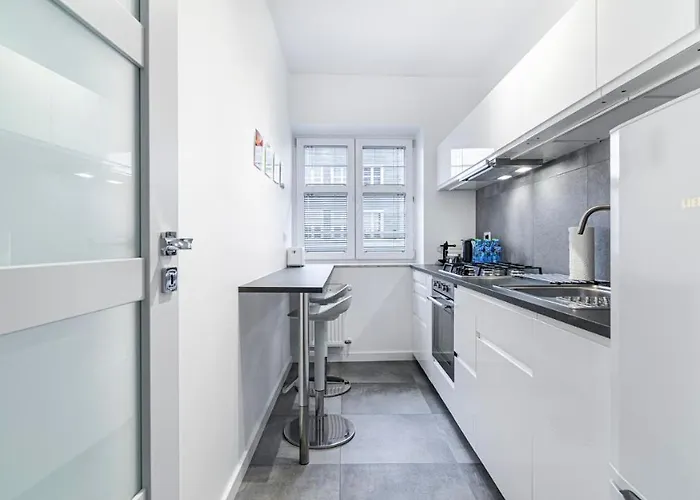 Four Lions - Billberry Apartment